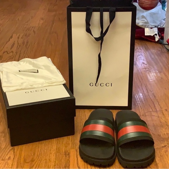 Gucci sandel! Boxs and bagg! Everything - Picture 3 of 4